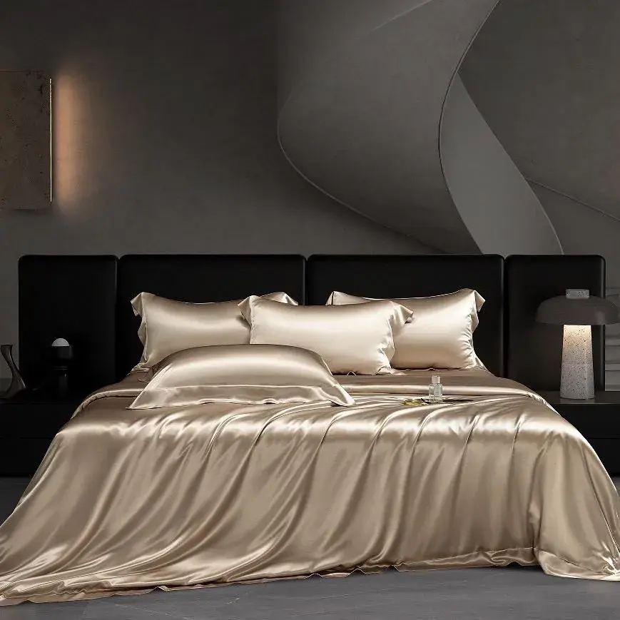 30 Momme Silk Bedding Set in Gold
