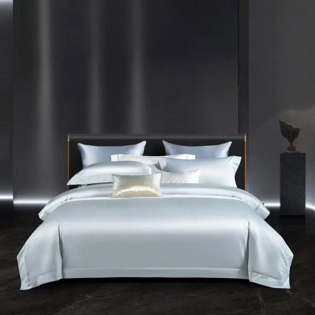 Piped Egyptian Cotton Set in Sky Blue