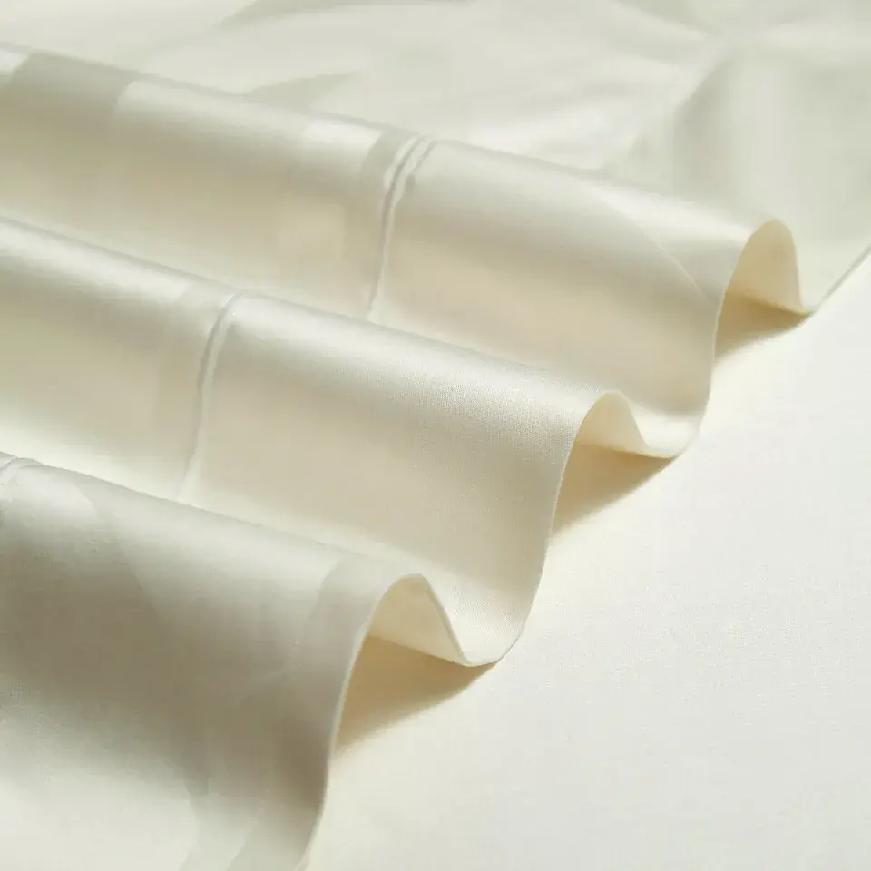 White Egyptian Cotton Jacquard Set — alternate view