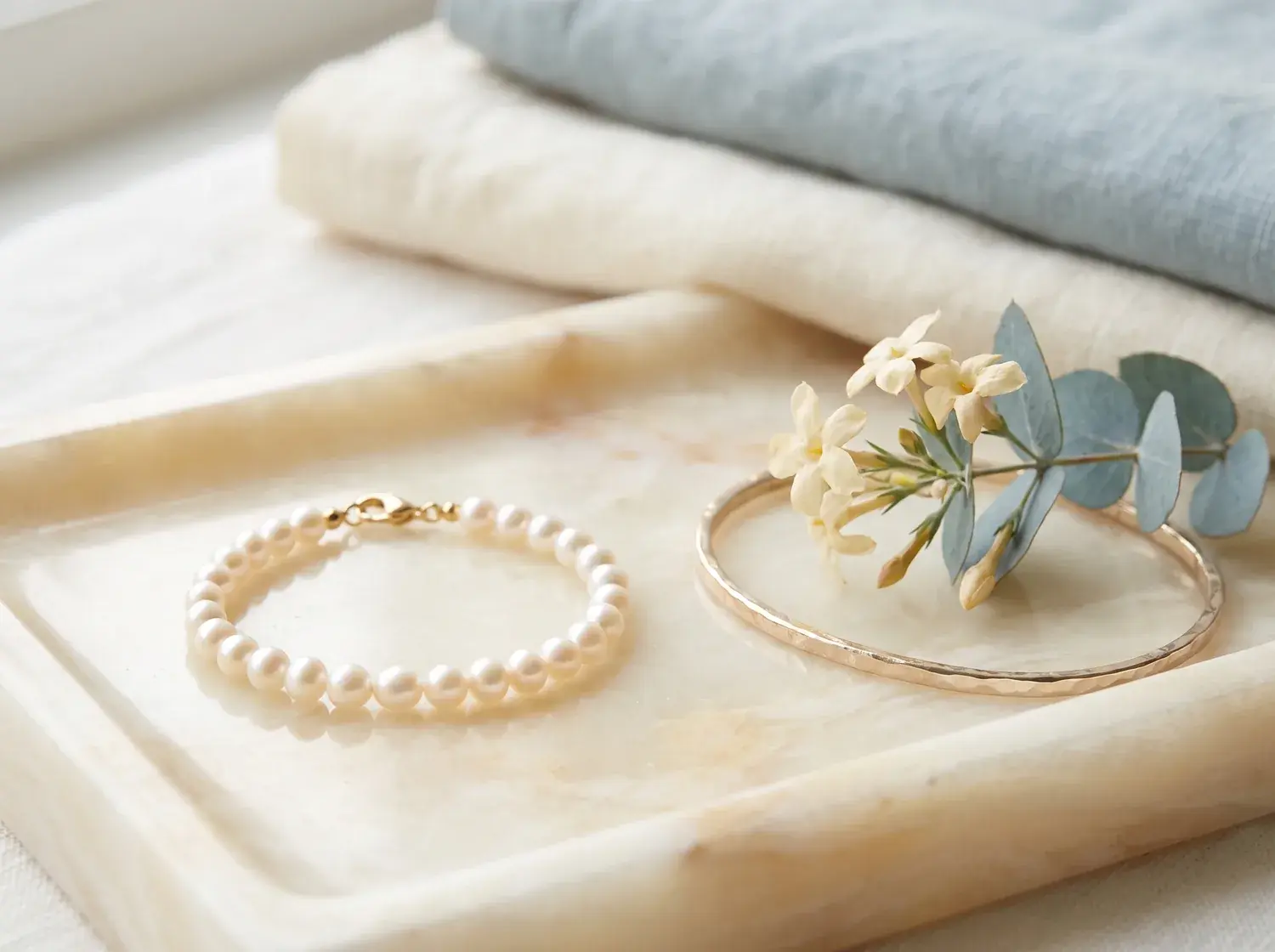 Pearl & Gold Vermeil Bracelet — alternate view